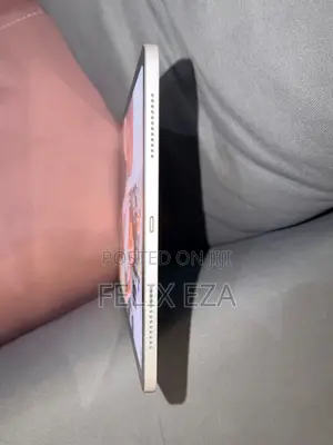 Apple iPad Air 128 GB Silver