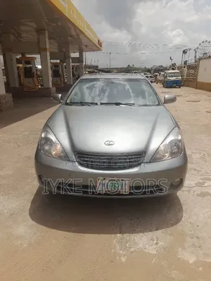 Lexus ES 2004 Green