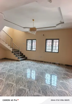 4bdrm Duplex in Okebadan Estate for rent