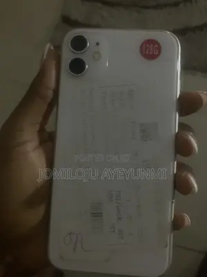 Apple iPhone 11 128 GB White