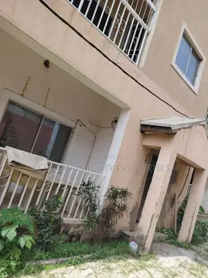 3bdrm Block of Flats in Katampe Property for rent