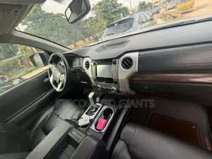 Toyota Tundra 2014 Gray