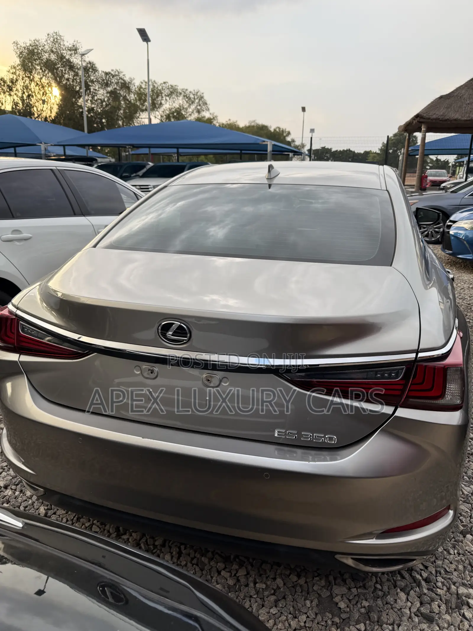 Lexus ES 2019 Gray
