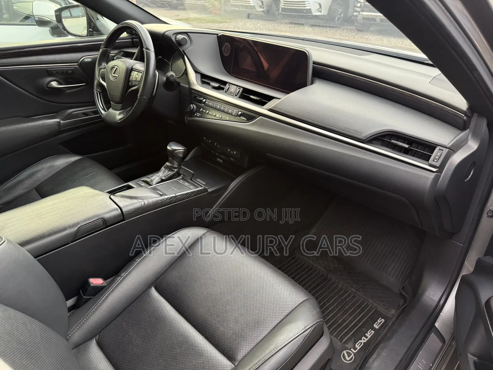 Lexus ES 2019 Gray