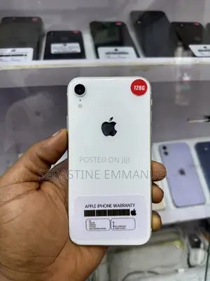 Apple iPhone XR 128 GB White