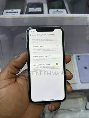 Apple iPhone XR 128 GB White