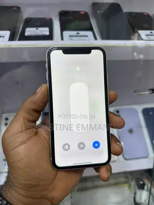Apple iPhone XR 128 GB White