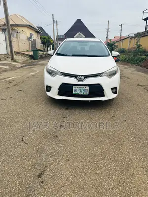 Toyota Corolla 2015 White