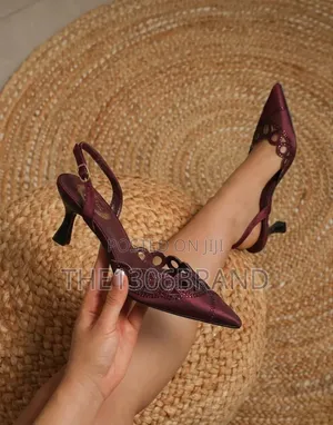 Elegant Rhinestone Slingback Heels Luxury Pointed Toe Pumps