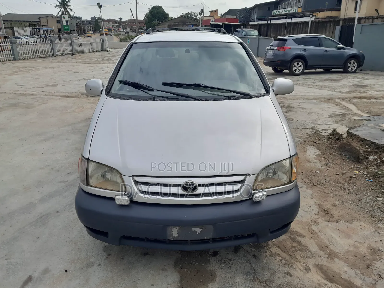 Toyota Sienna LE 2001 Silver