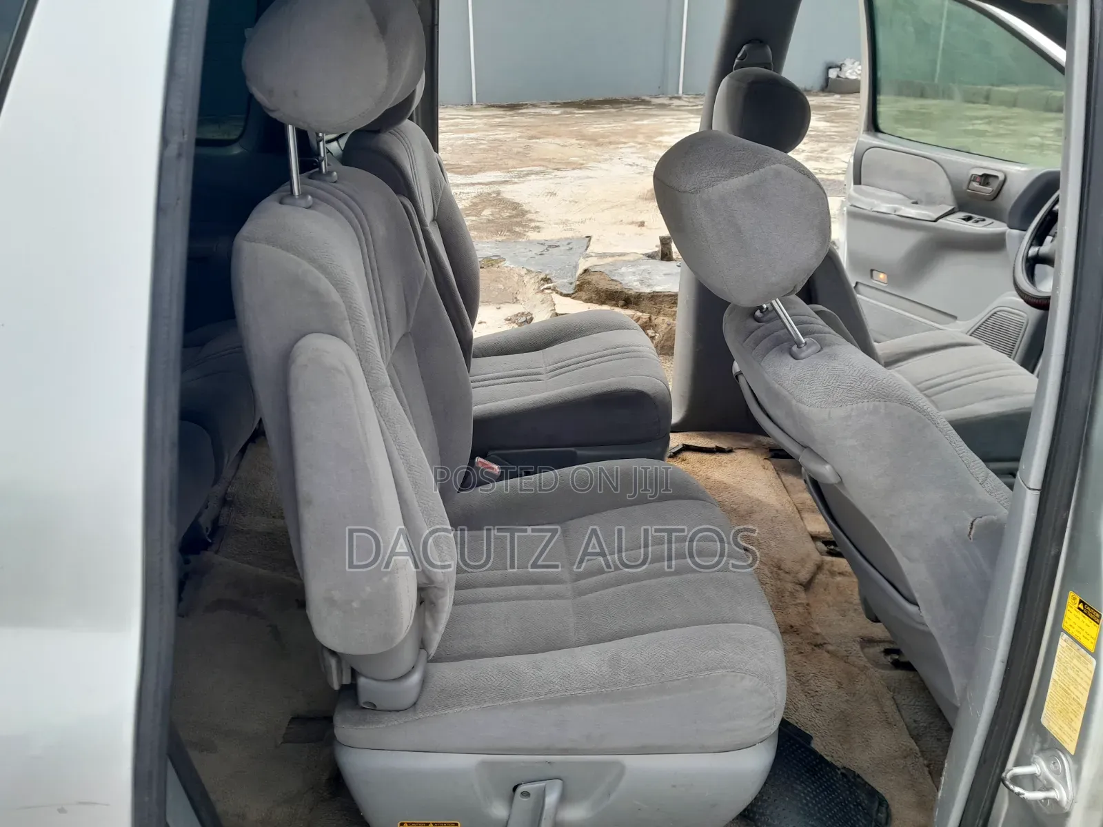 Toyota Sienna LE 2001 Silver