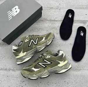 New Balance 9060 Sneakers