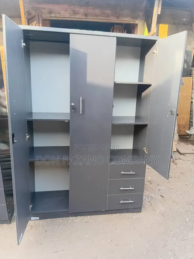3 Feet Wardrobe