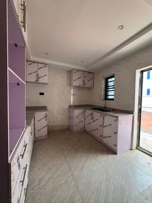 4bdrm Duplex in Onikoko Estate, Agodi for rent