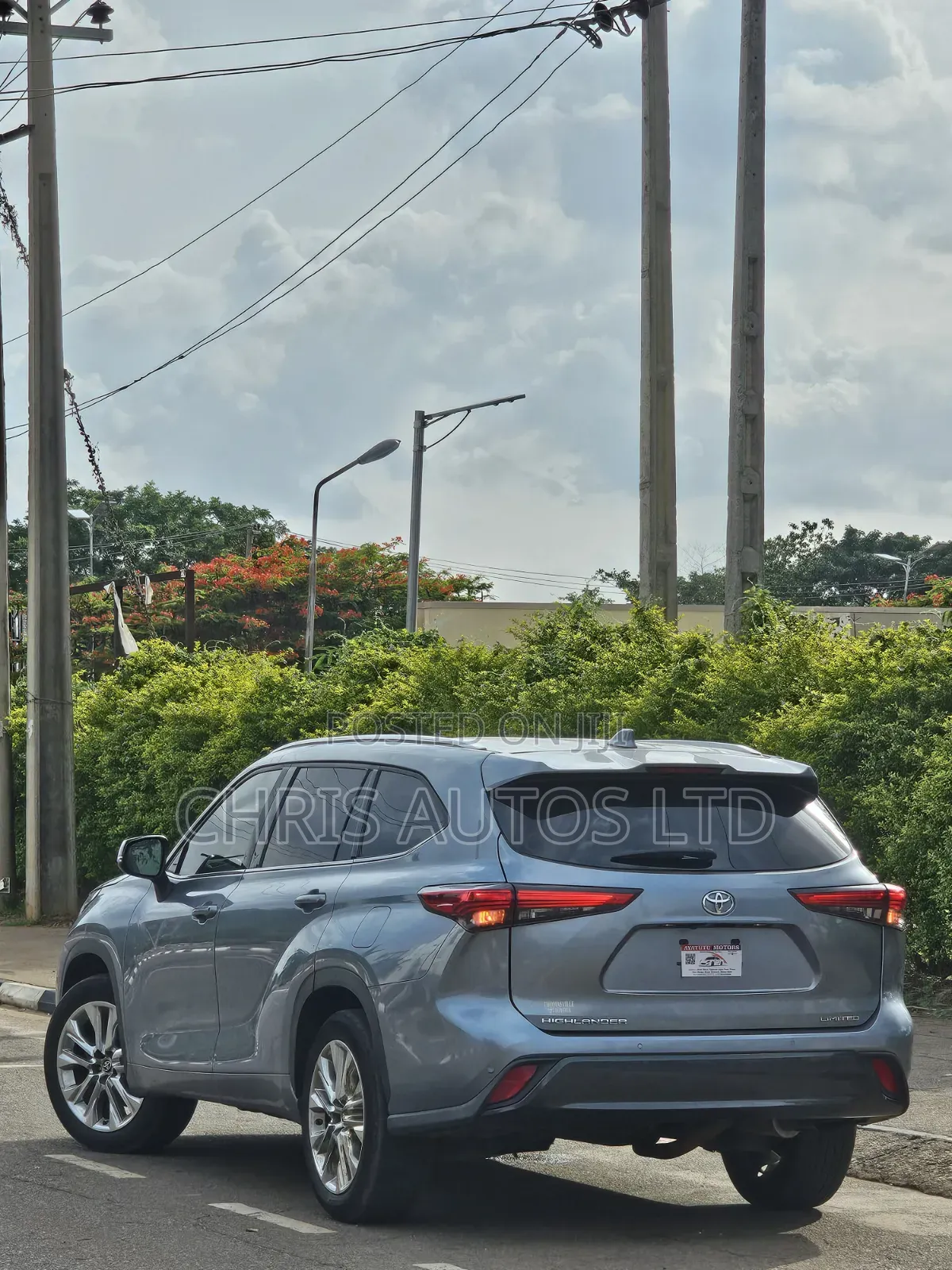 Toyota Highlander Limited AWD 2020 Blue