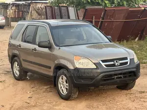 Honda CR-V 2004 Gold