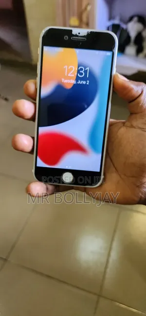 Apple iPhone 7 128 GB Gold