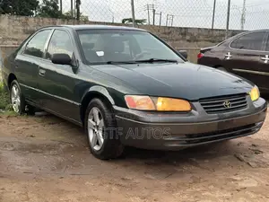 Toyota Camry Automatic 1999 Green