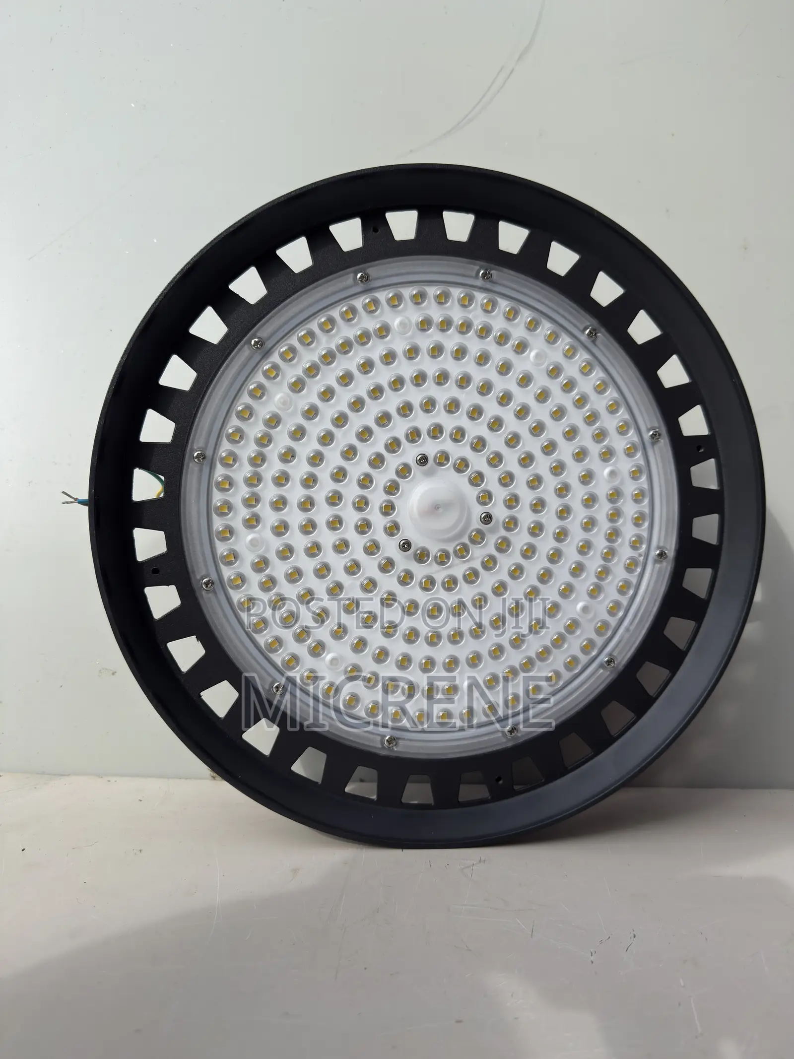 Ufo Light 200w