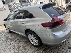 Toyota Venza LE 2015 Gray