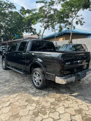 Ford F-150 FX4 4dr SuperCab 4WD 6.5 ft. SB (5.0L 8cyl 6A) 2014 Black