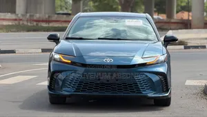 Toyota Camry 2025 Blue