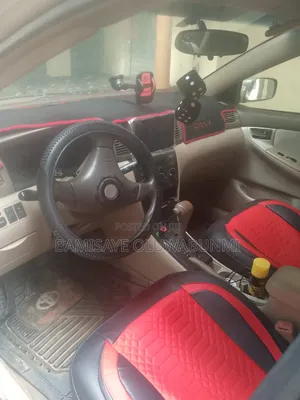 Toyota Corolla LE 2007 Gold
