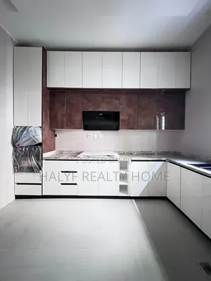 4bdrm Townhouse / Terrace in Jahi for rent
