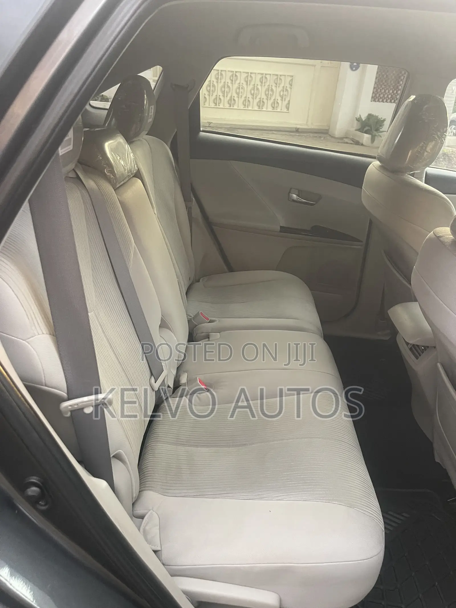 Toyota Venza 2010 Gray