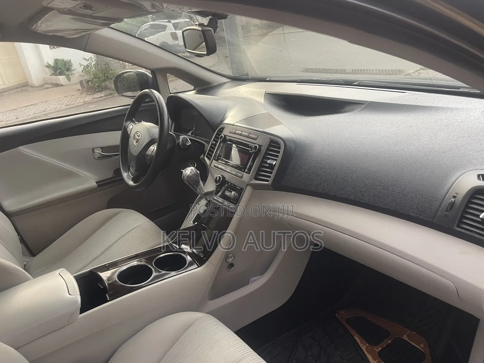 Toyota Venza 2010 Gray