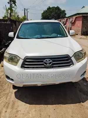 Toyota Highlander 2009 White
