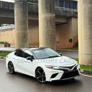 Toyota Camry XSE (2.5L 4cyl 8A) 2019 White