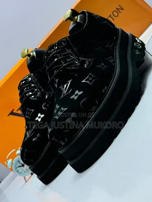 High Quality Lace Up Louis Vuitton Suede Flat Shoes