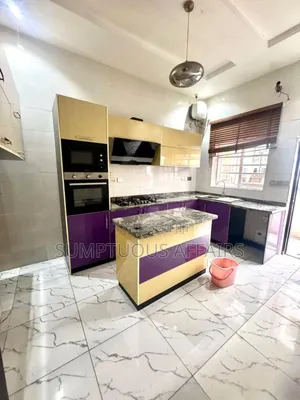 1bdrm Shared Apartment in Grace Court, Lekki for rent