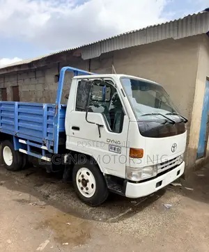 Toyota Dyna 200 Direct Belgium 2rz Engine 6 Tyres