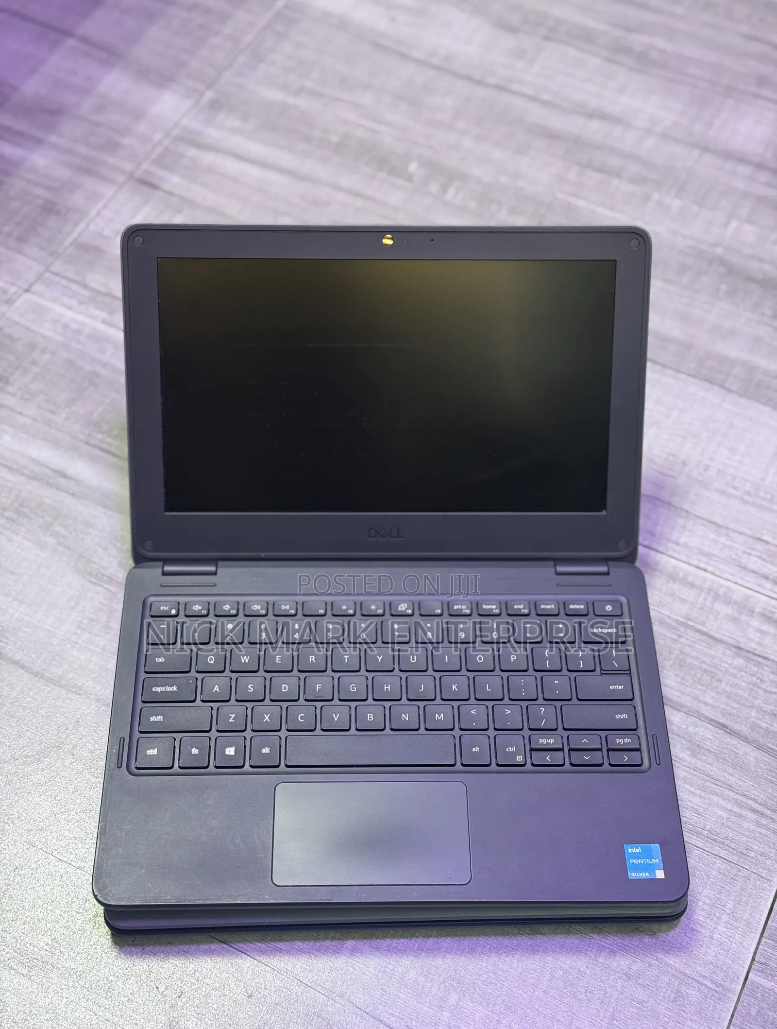 Laptop Dell Latitude 3189 4GB Intel Pentium SSD 60GB