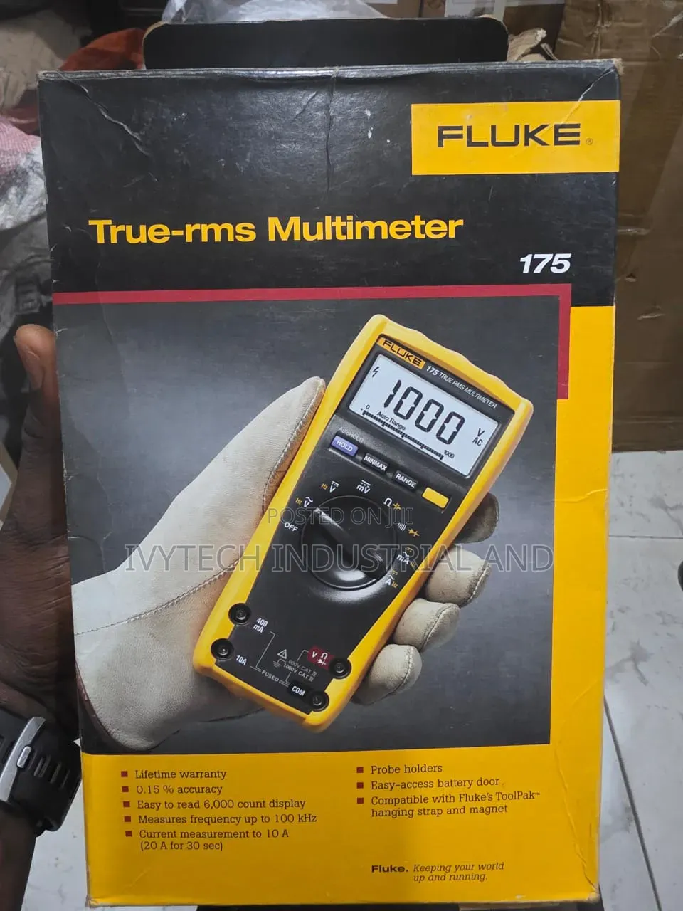Fluke 175 True-RMS Digital Multimeter