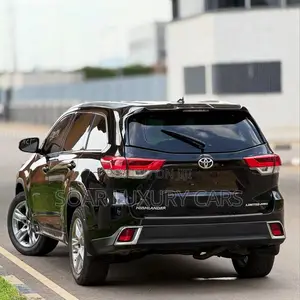 Toyota Highlander Limited 4x4 V6 (3.5L 6cyl 8A) 2018 Black