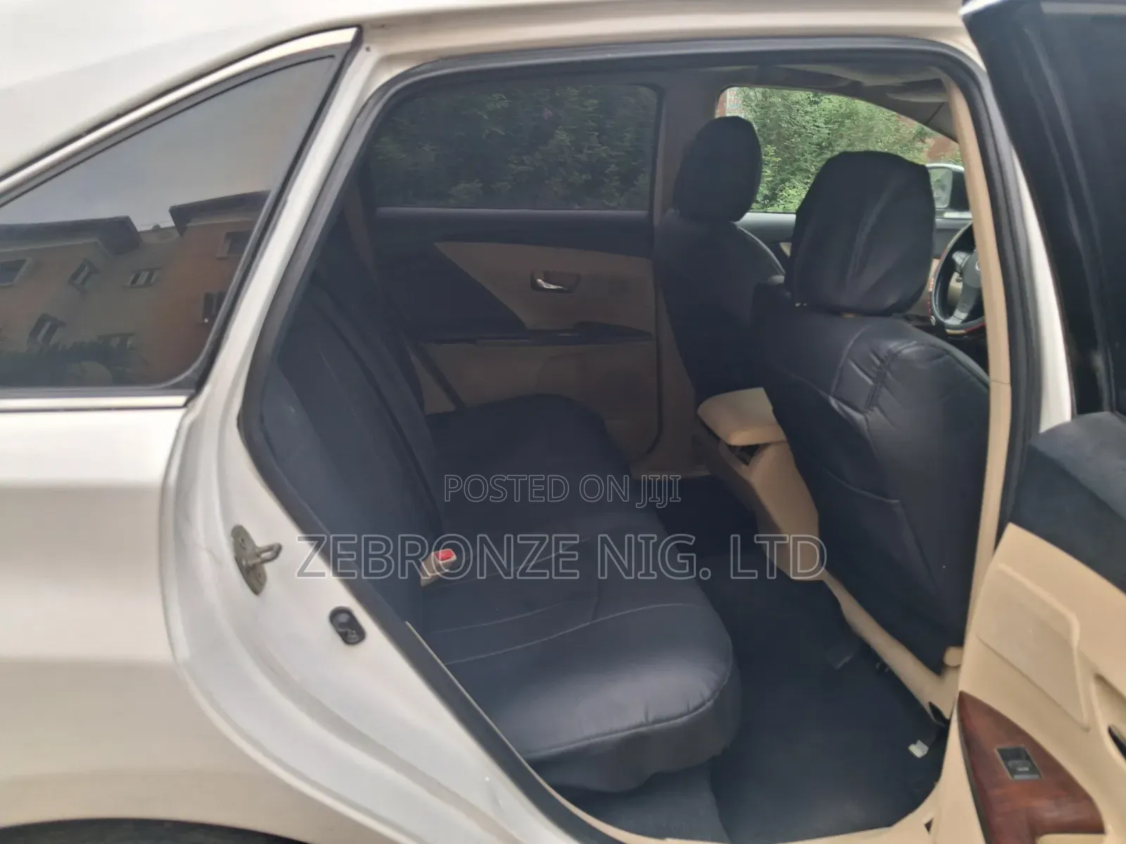 Toyota Venza AWD 2010 White