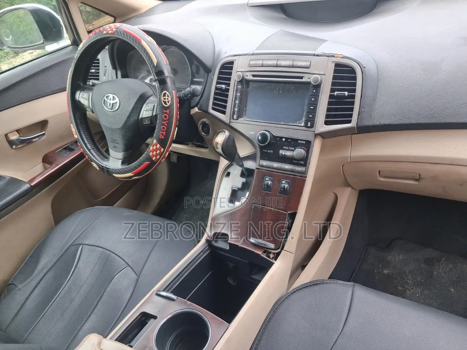 Toyota Venza AWD 2010 White