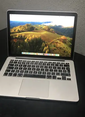 Laptop Apple MacBook Pro 2015 16GB Intel Core i5 SSD 256GB