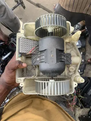S 550 Mercedes Benz Blower