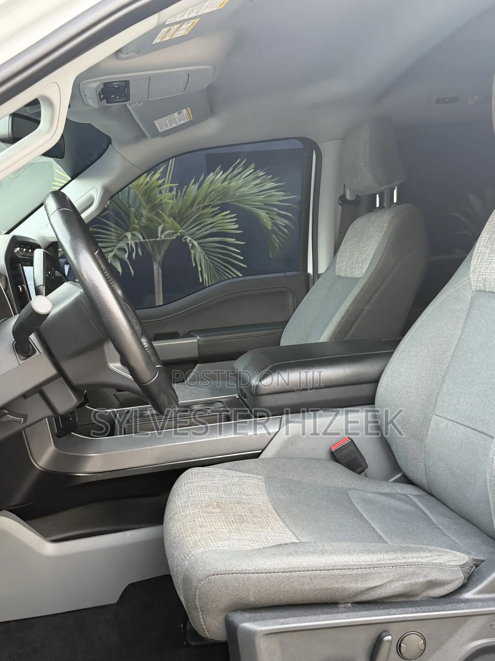 Ford F-150 2022 White