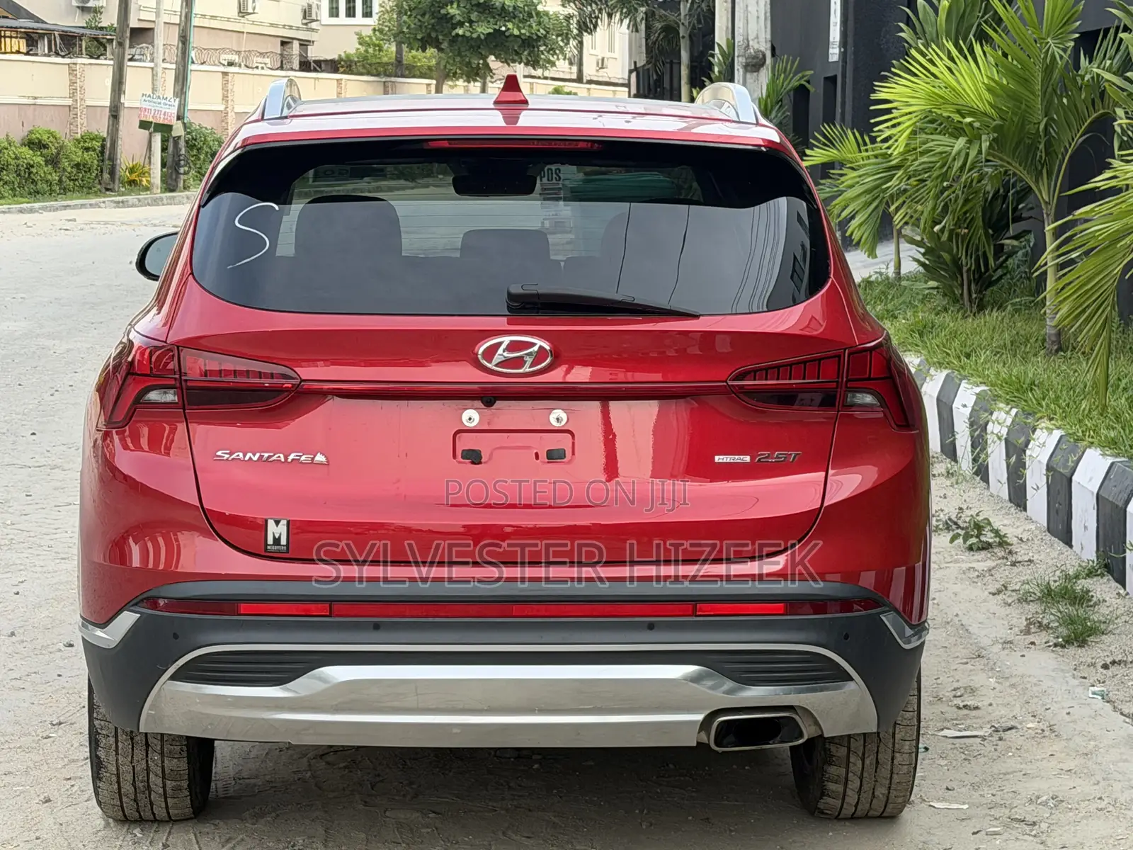 Hyundai Santa Fe 2022 Red
