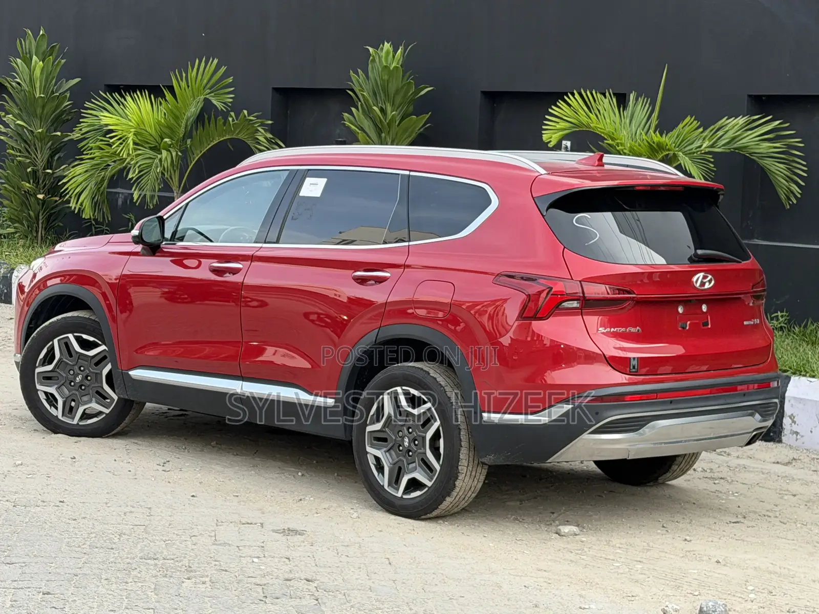 Hyundai Santa Fe 2022 Red