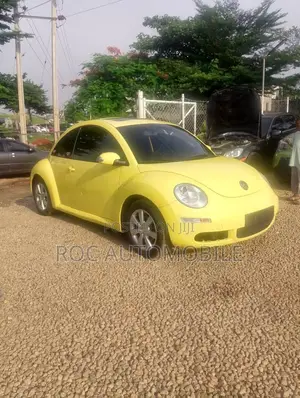 Volkswagen Beetle 2008 Yellow