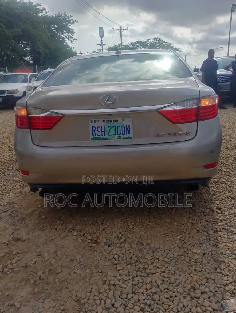 Lexus ES 2013 Gray