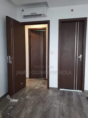 Solid HDF Wooden Door, With Complete Door Accessories at a Good Price