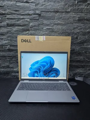 Laptop Dell Latitude 5540 16GB Intel Core i5 SSD 512GB