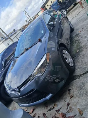 Toyota Corolla LE Eco 4dr Sedan (1.8L 4cyl CVT) 2015 Blue